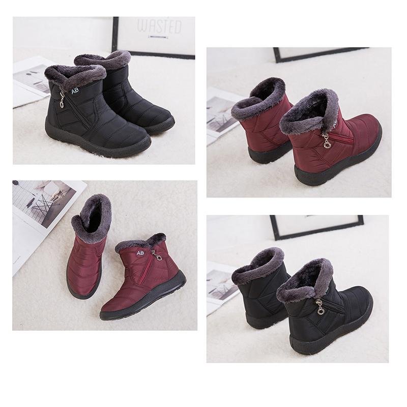Bottes d'hiver imperméables pour femmes, doublure en fourrure, disponibles en noir et bordeaux, idéales pour temps froid et neige.