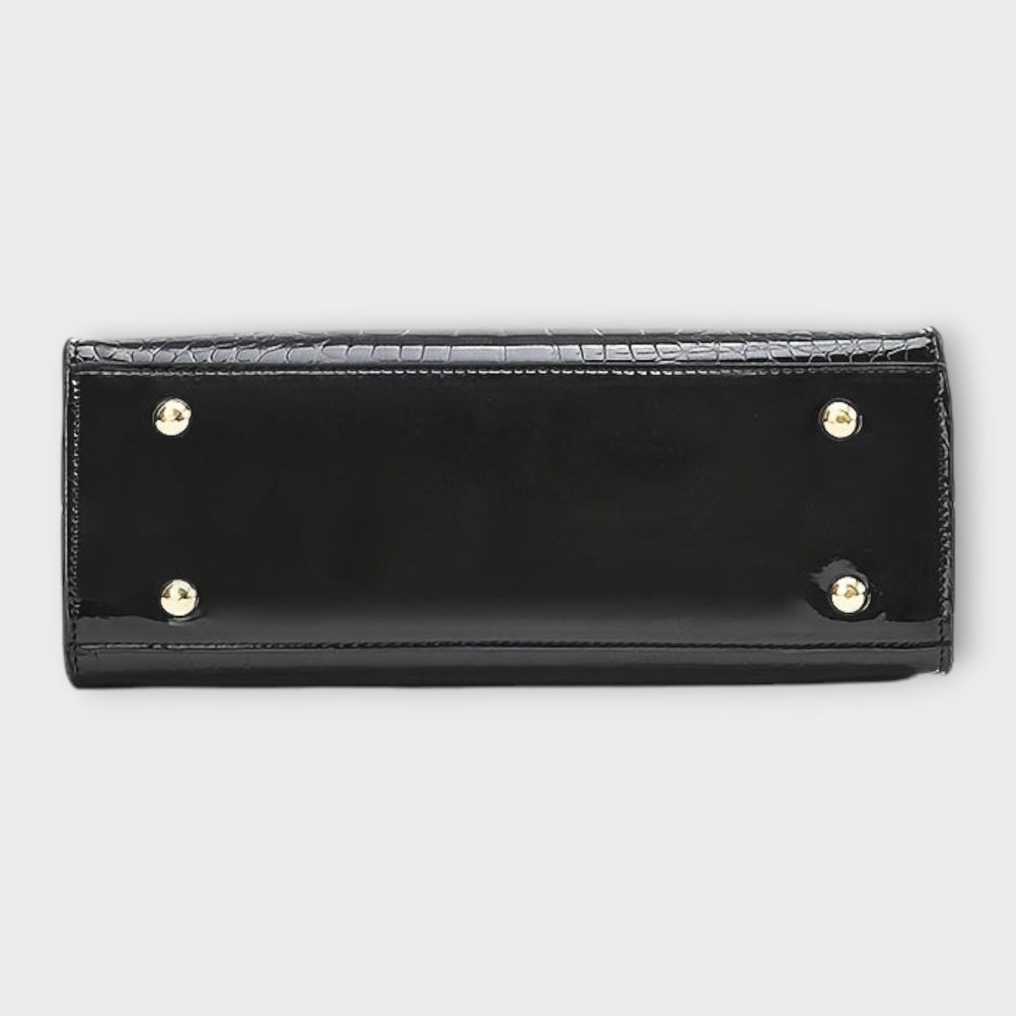 Léora. - Glossy Handbag with Crocodile Leather Pattern