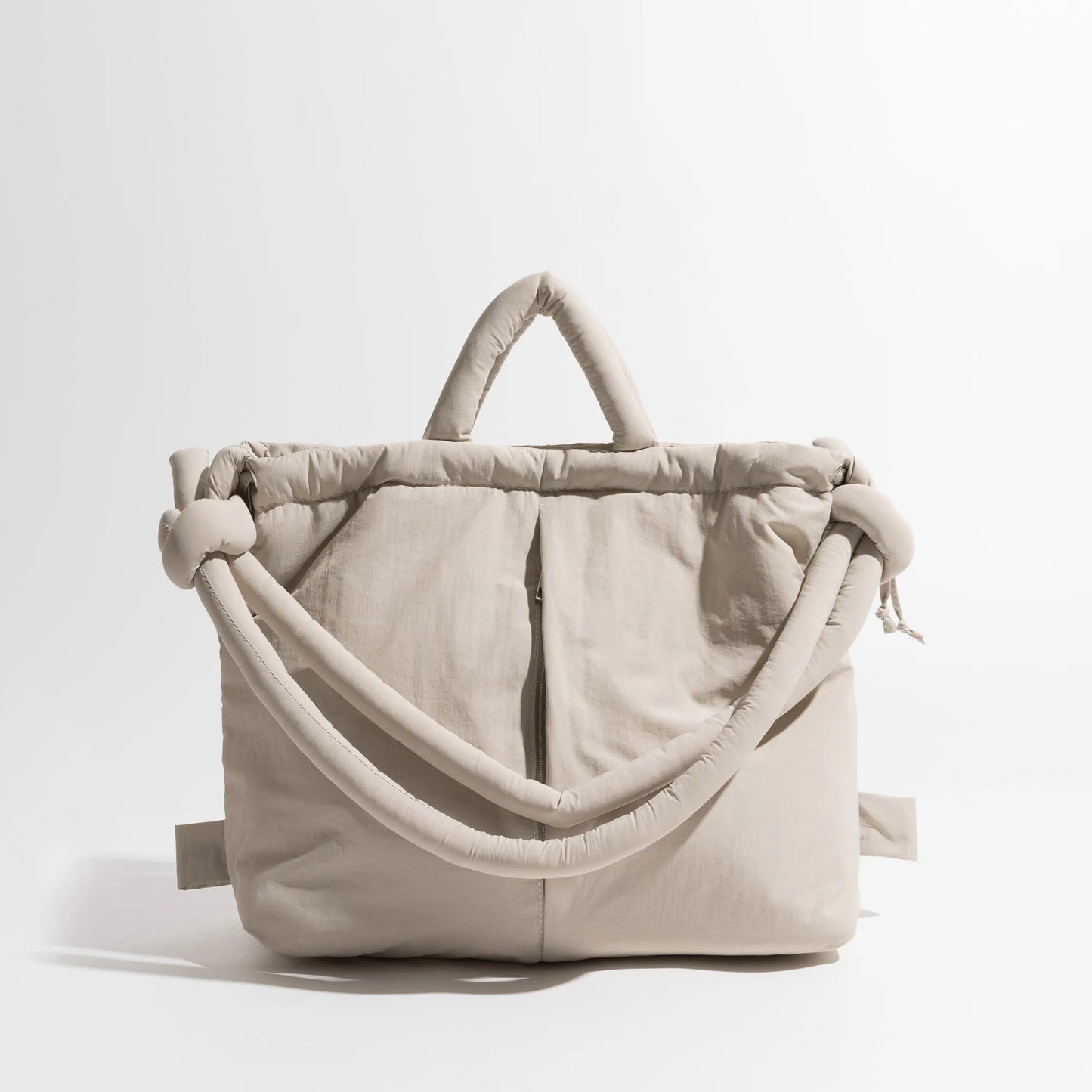 Padded tote bag with knot details
