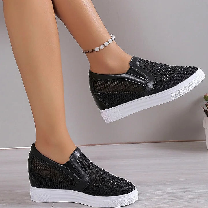 Ormira - Comfortable Non-Slip Sneaker
