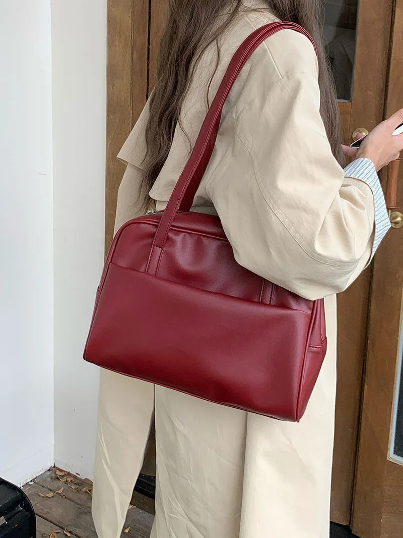 Chic Leather Tote Bag