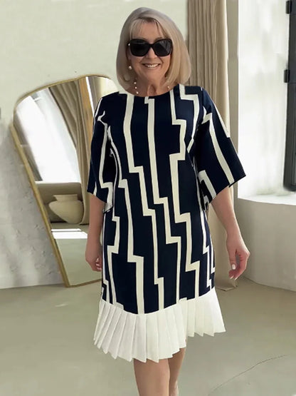 AMELIA | ELEGANT COMFORT PLEATED MIDI DRESS