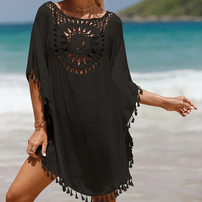 Boho-Strandkleid mit Häkelmuster