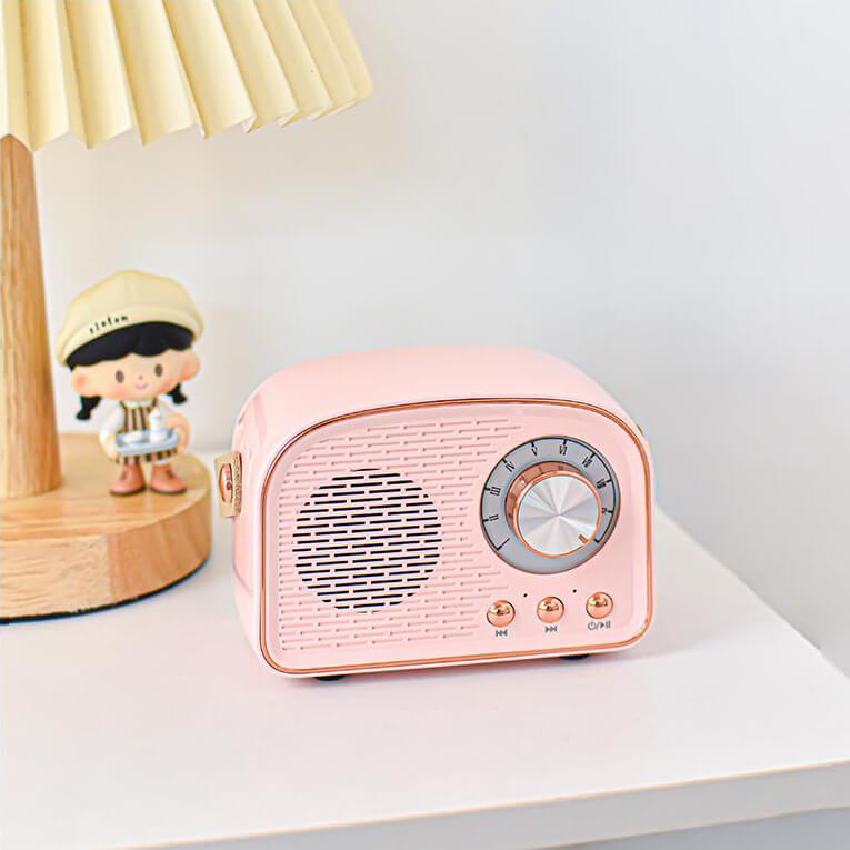 Vintage Bluetooth hangszóró FM rádióval – RetroVibe