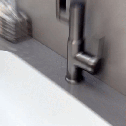 AquaTwist 360° Keukenkraan – Draaiend & Stijlvol voor Modern Wonen