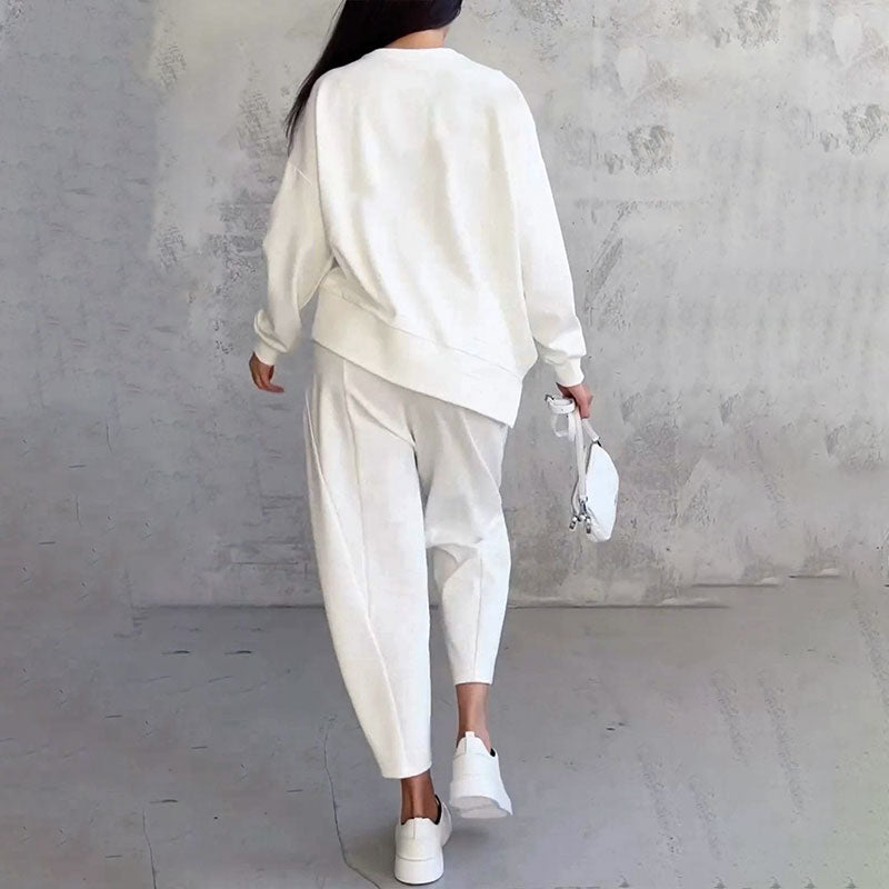 ComfortEase™ — Slip Into All-Day Confidence and Effortless Style