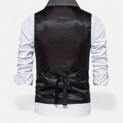 Valmonti | Men’s Herringbone Lapel Vest