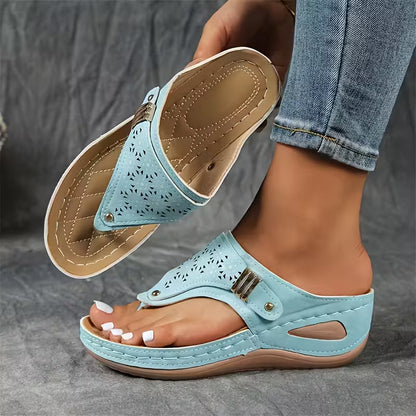 Lina — Sandalia cómoda con cuña