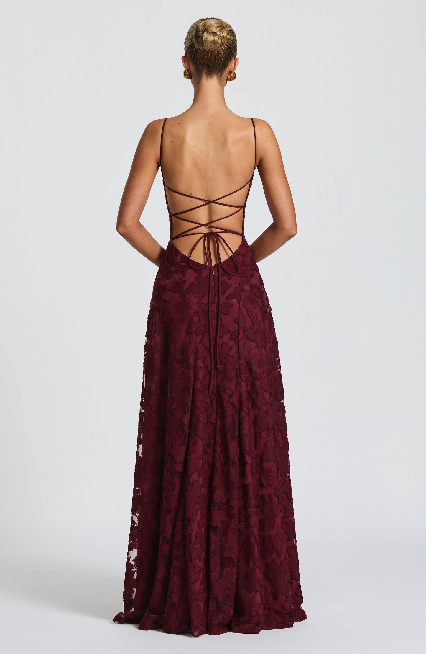 Lina – Maxikleid Cherry Lacquer
