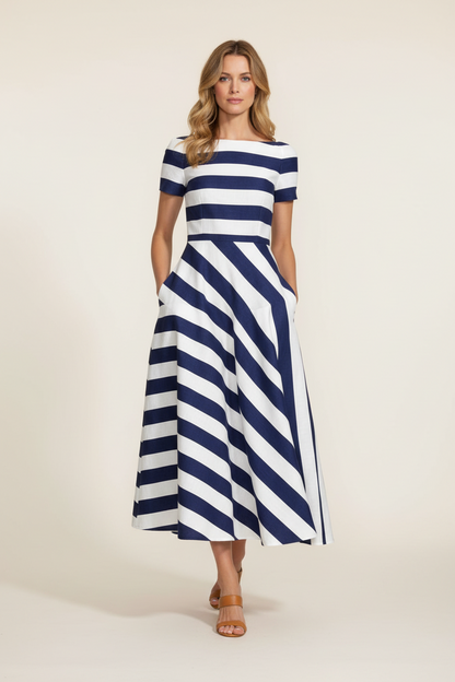 Striped Maxi Dress with Flowing Silhouette and Relaxed Fit