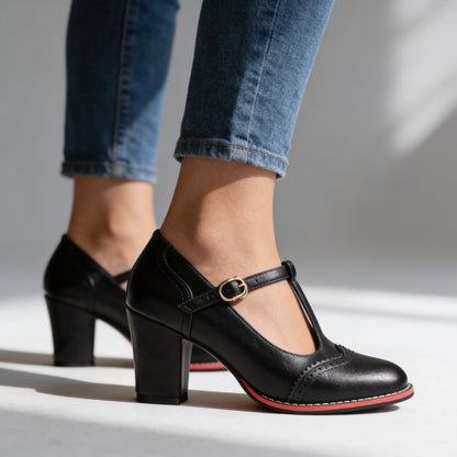 Mocassini con cinturino a T in stile brogue – Tacchi a blocco di ispirazione vintage con calzata confortevole