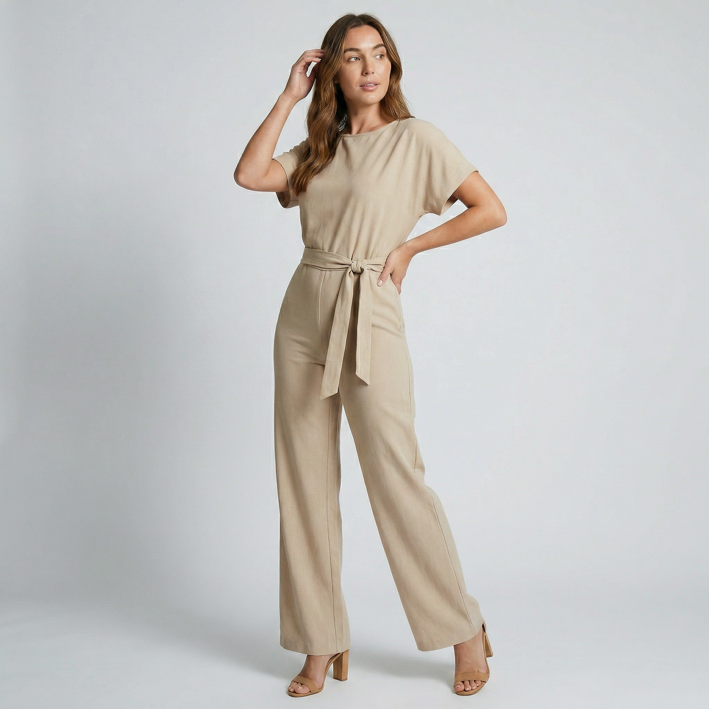 Jumpsuit met strikceintuur en wijde pijpen