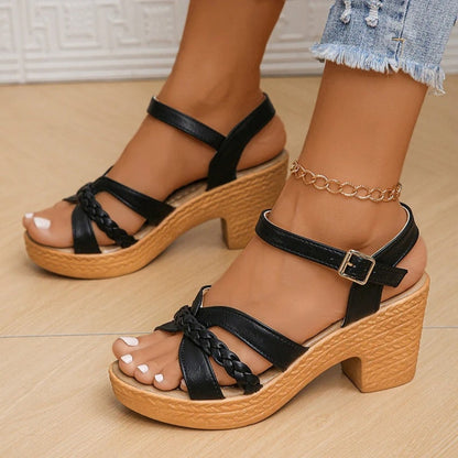 Geflochtene Damen Sandalen mit Blockabsatz | Sommer