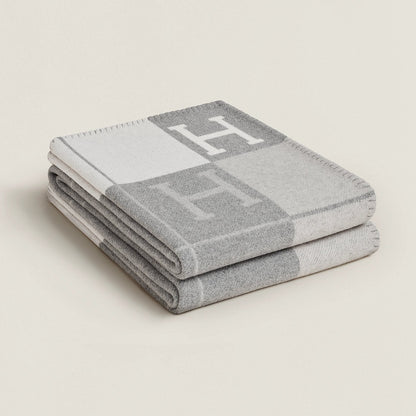 Plaid doré exclusif en cachemire et laine