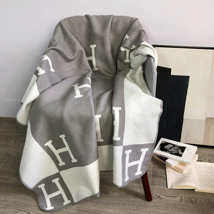 Plaid doré exclusif en cachemire et laine