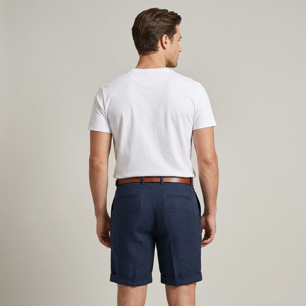 Klassiske hvide herreshorts med læg og opslået kant