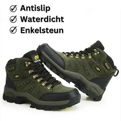 Robust hiking boots for men