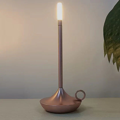 Minimalistische LED tafellamp met aanraakschakelaar in de vorm van een kaars