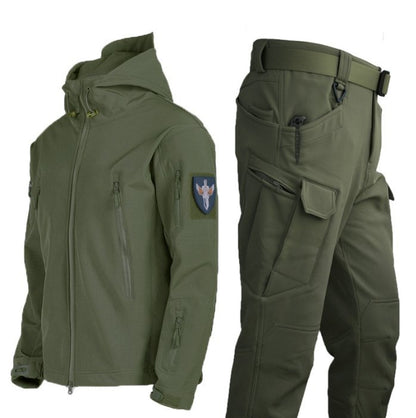 Hjalte | Waterdichte jas en broek voor heren – Tactische regenkleding voor buiten, ademend en duurzaam