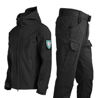 Hjalte | Waterdichte jas en broek voor heren – Tactische regenkleding voor buiten, ademend en duurzaam
