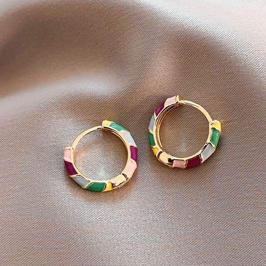 Elegant earrings with gold plating
