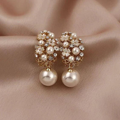 Orecchini Eleganti con Perle e Fiori