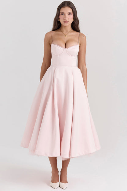 Arestina - Rochie din tul la modă