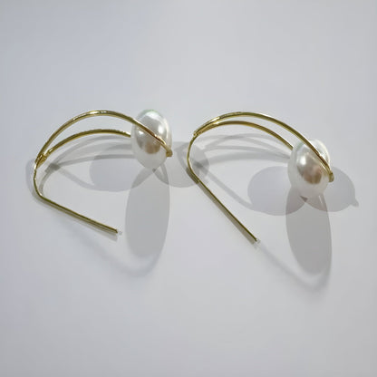 Eleganti Orecchini Pendenti con Perle
