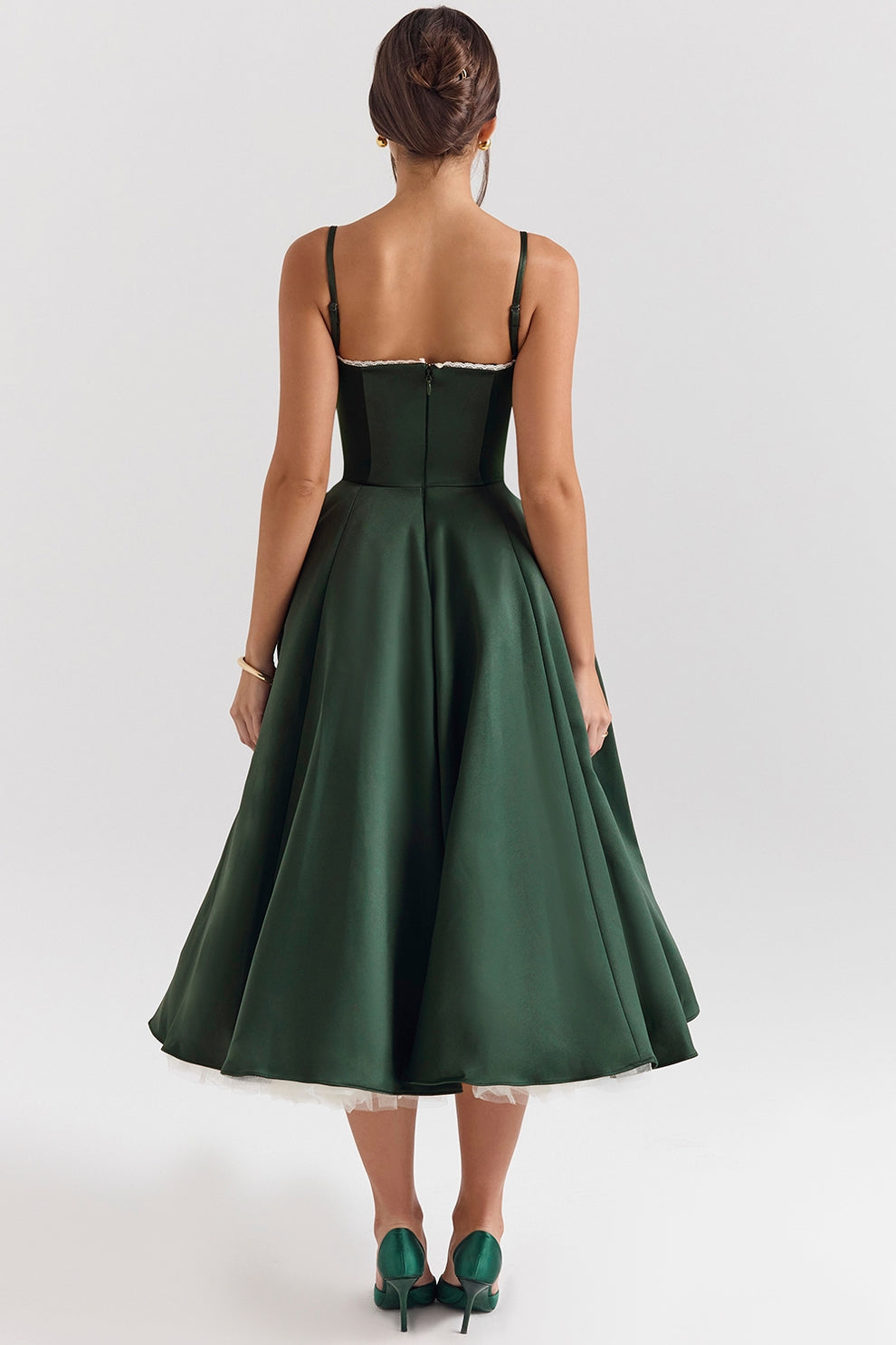 Arestina - Rochie din tul la modă