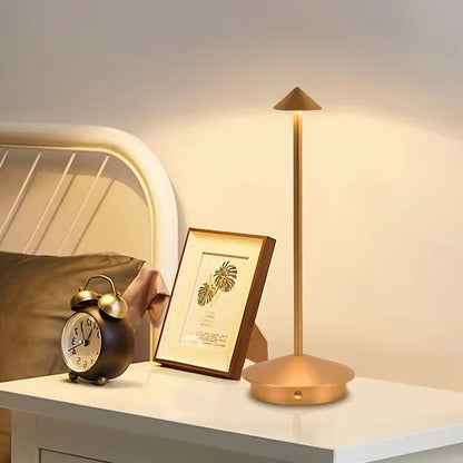 Kabellose LED Tischlampe mit Touch-Steuerung und dimmbaren Lichtmodi