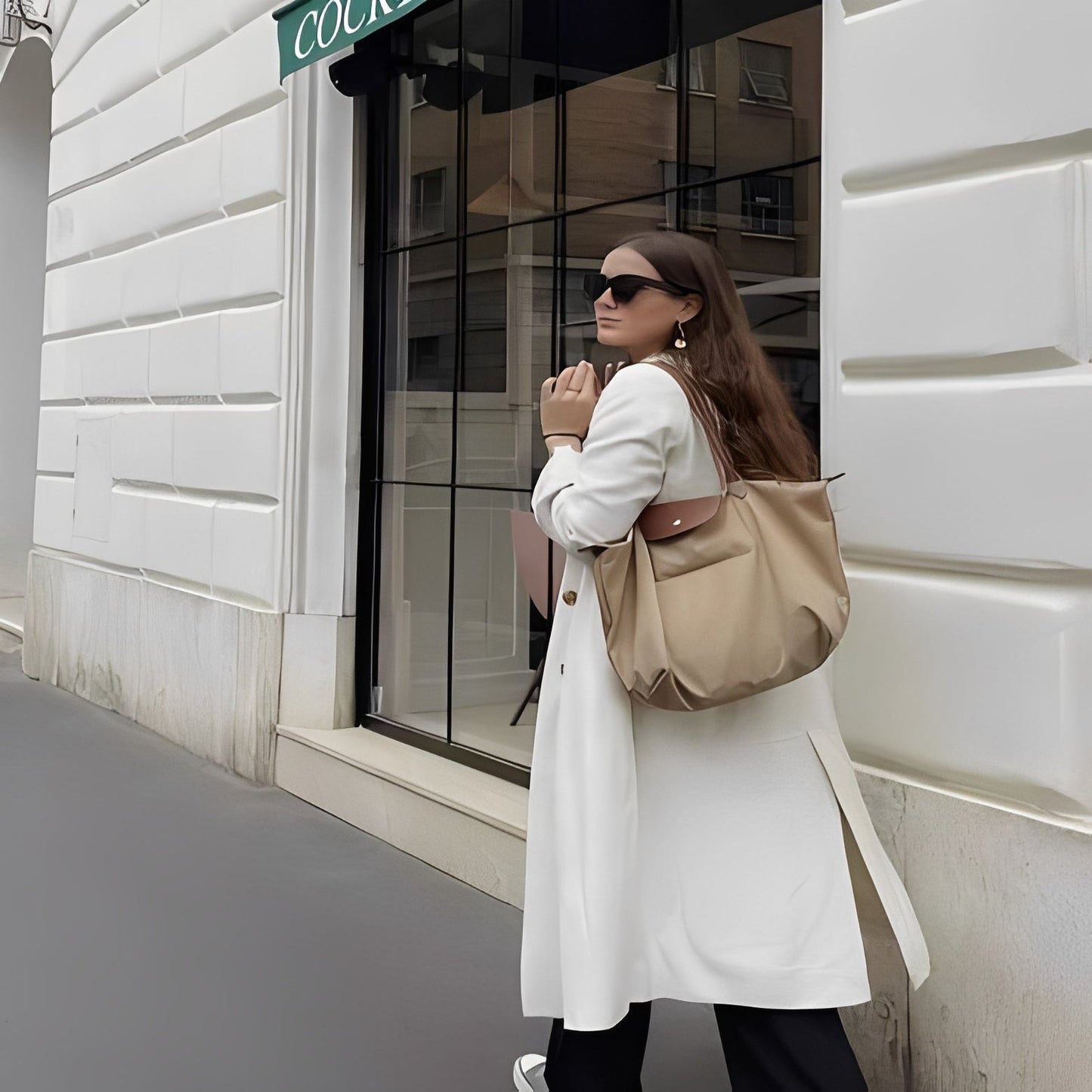 Elegante Handtasche mit Goldakzenten für jeden Tag