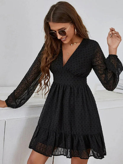 Robe Courte Élégante Femme – Manches Longues Col V Coupe Évasée