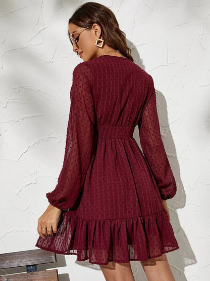 Robe Courte Élégante Femme – Manches Longues Col V Coupe Évasée