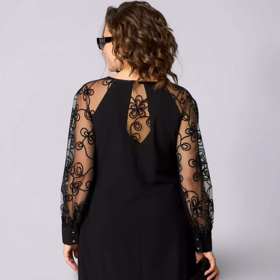 Justyna – Elegancka sukienka z koronkowymi rękawami