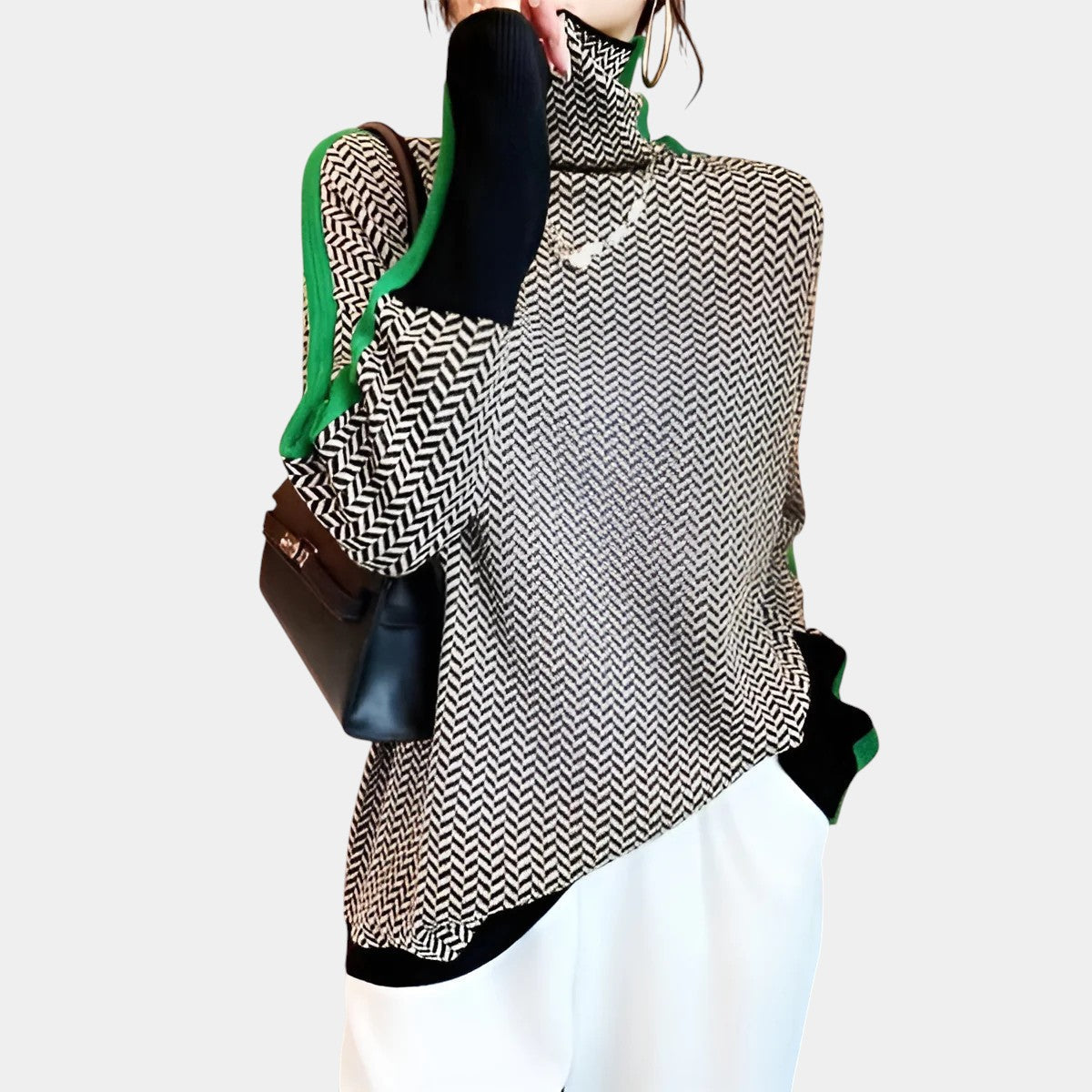 Vera™ | High Neck with Striped Seams
