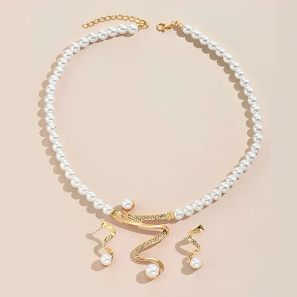 Conjunto de Colar e Brincos de Pérolas Naturais