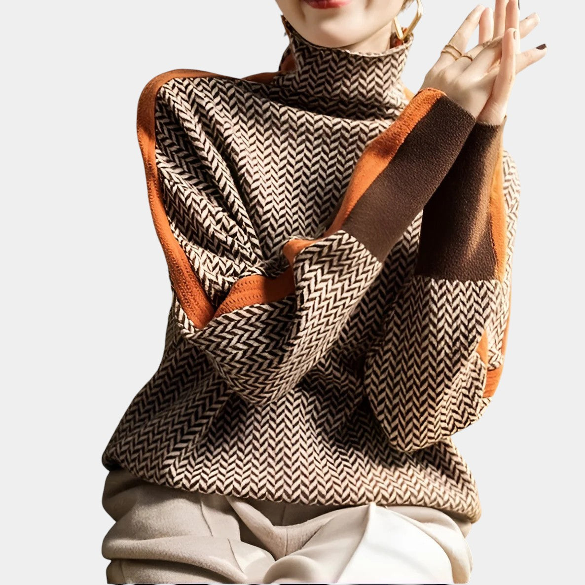 Vera™ | High Neck with Striped Seams
