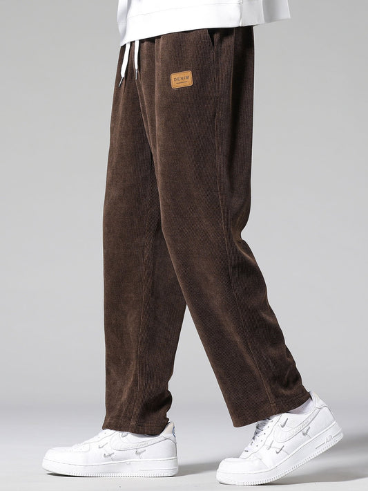 Duval Paris™ | Pantalon en velours côtelé à jambe droite