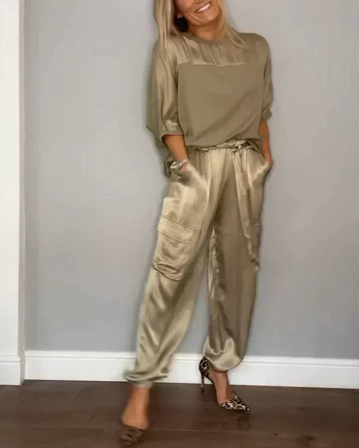 Stilfull och luftig satin jumpsuit för damer för speciella tillfällen – Yasmina