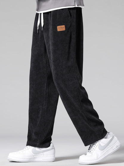 Duval Paris™ | Pantalon en velours côtelé à jambe droite