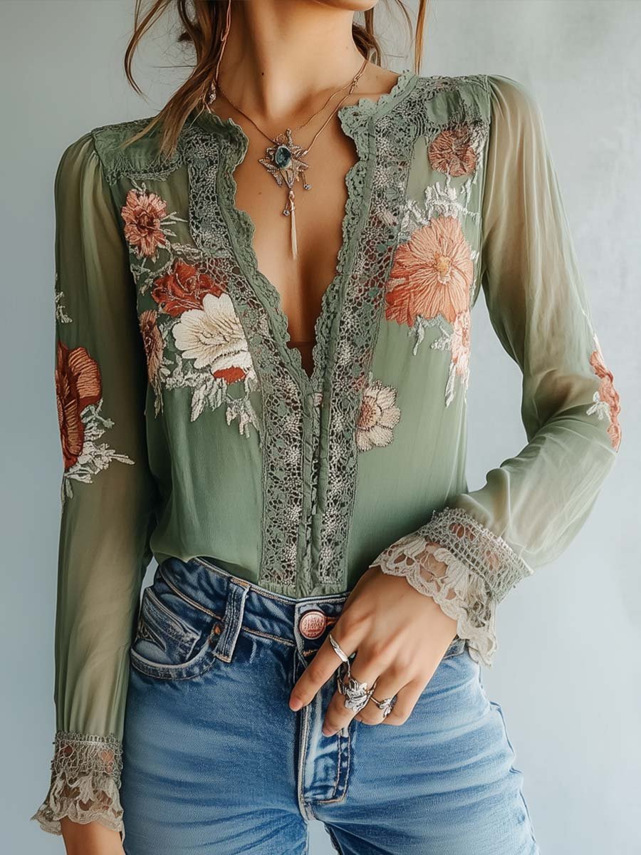 BOHEMIAN | Spitzenbluse mit Blumenmuster