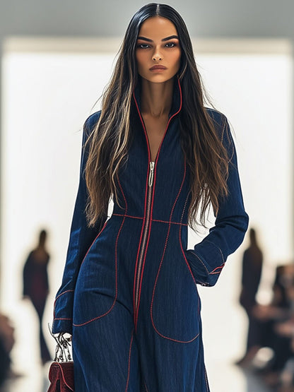 Solenne – Retro-Denim Jumpsuit in Rot mit Kontrastnähten
