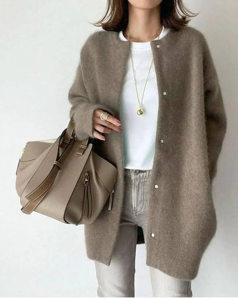 Women’s Wool Cardigan – Stylish Lightweight Warm Layer for Everyday Wear