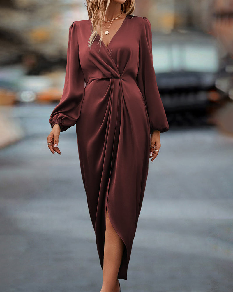 Nerise Calen. – Women’s V-Neck A-Line Midi Dress with Lantern Sleeves
