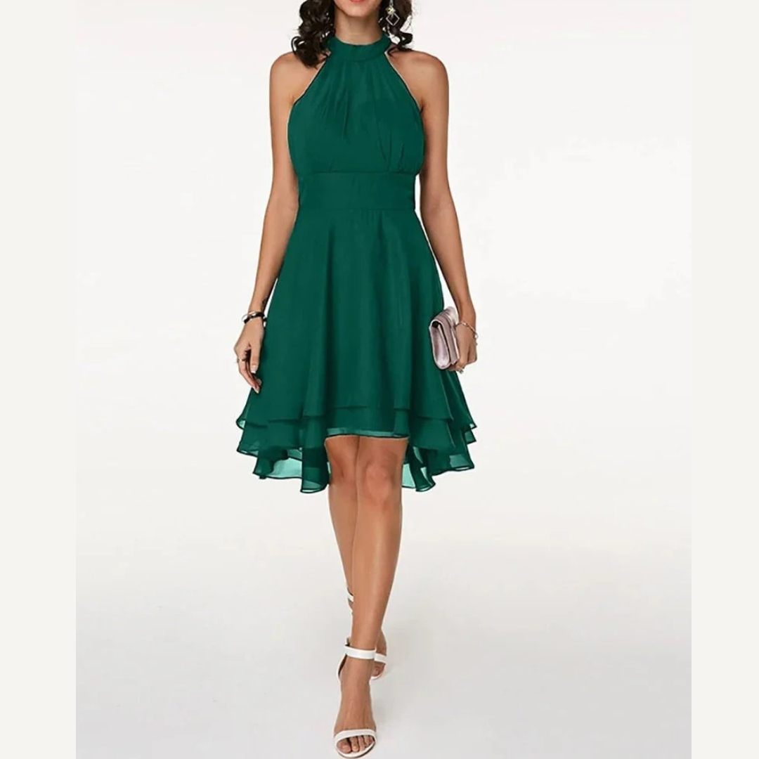 Kurzes Damenkleid – Stilvolles ärmelloses Kleid mit Gerüschtem Saum