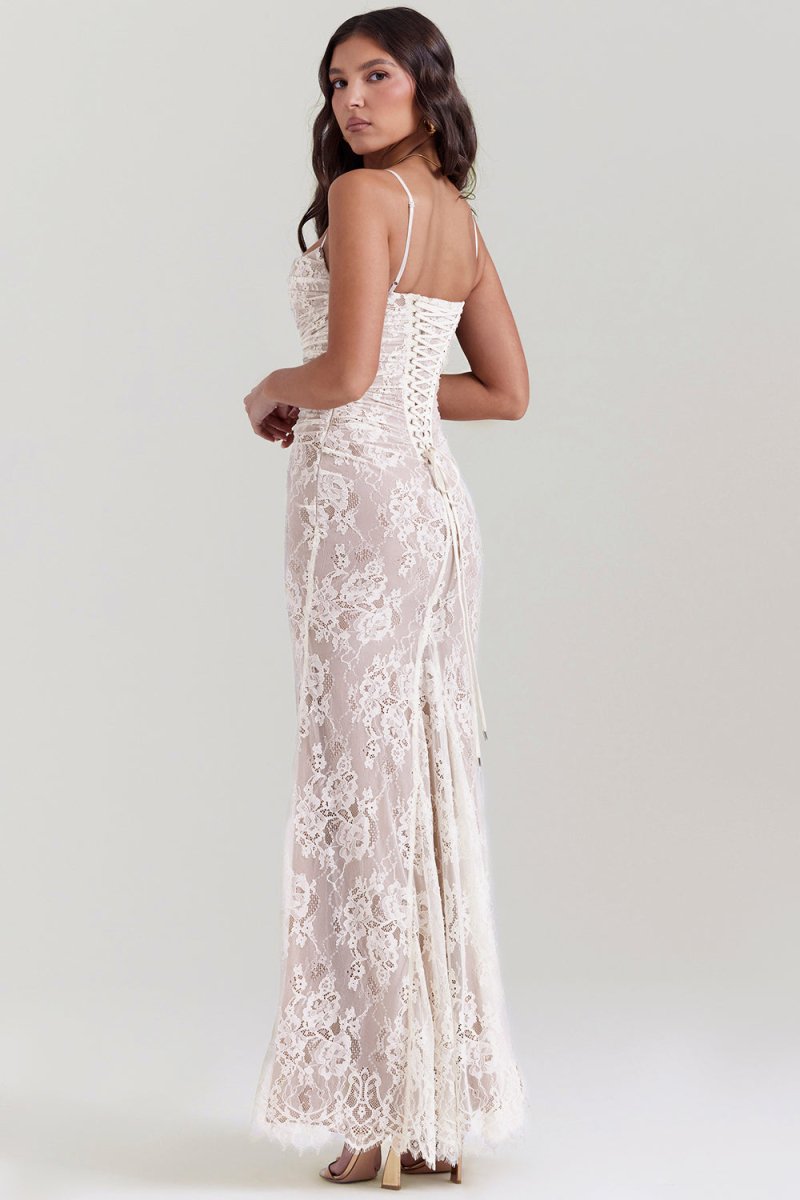Isabella – Robe moulante élégante à manches longues et décolleté carré