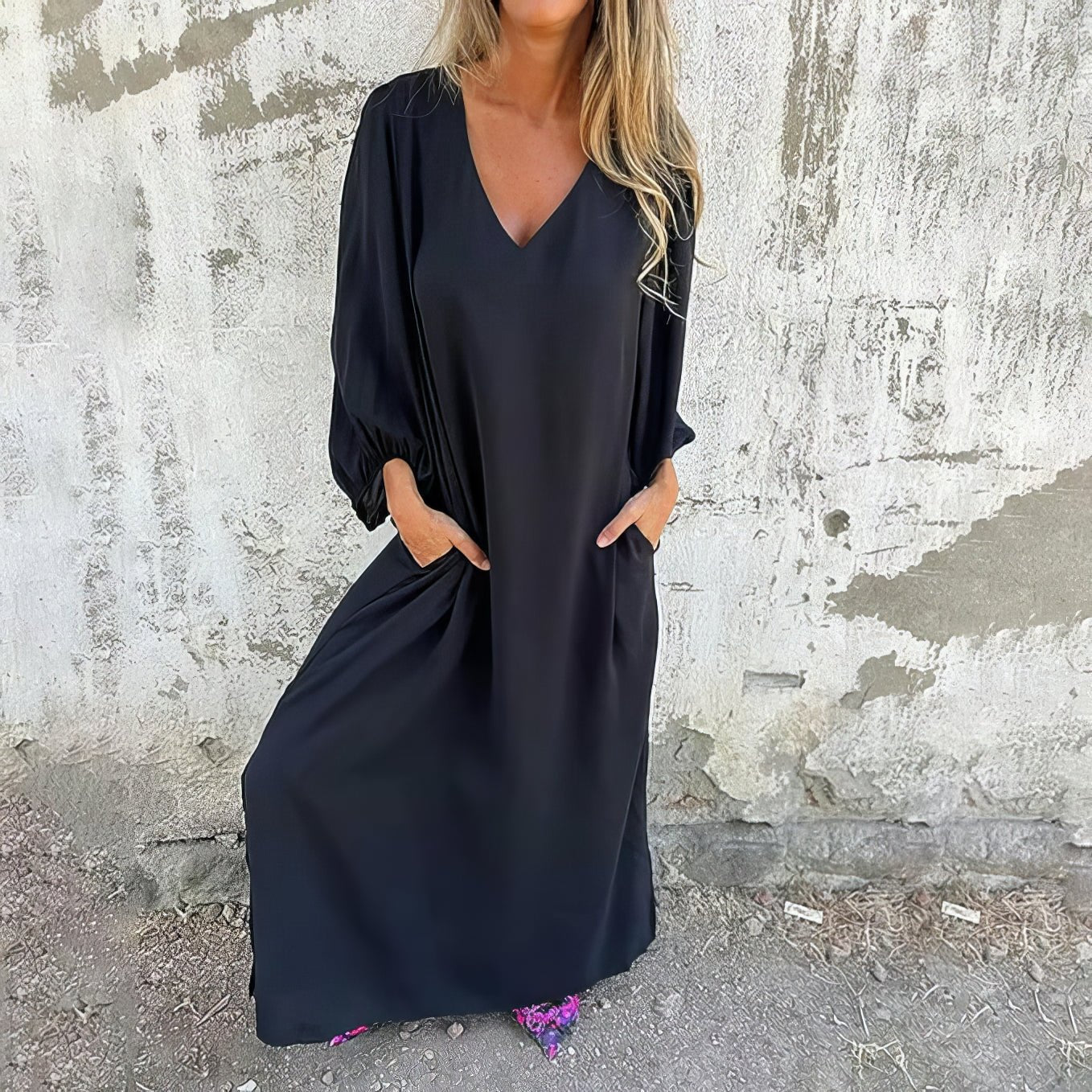 Flowing Maxi Dress with Pockets