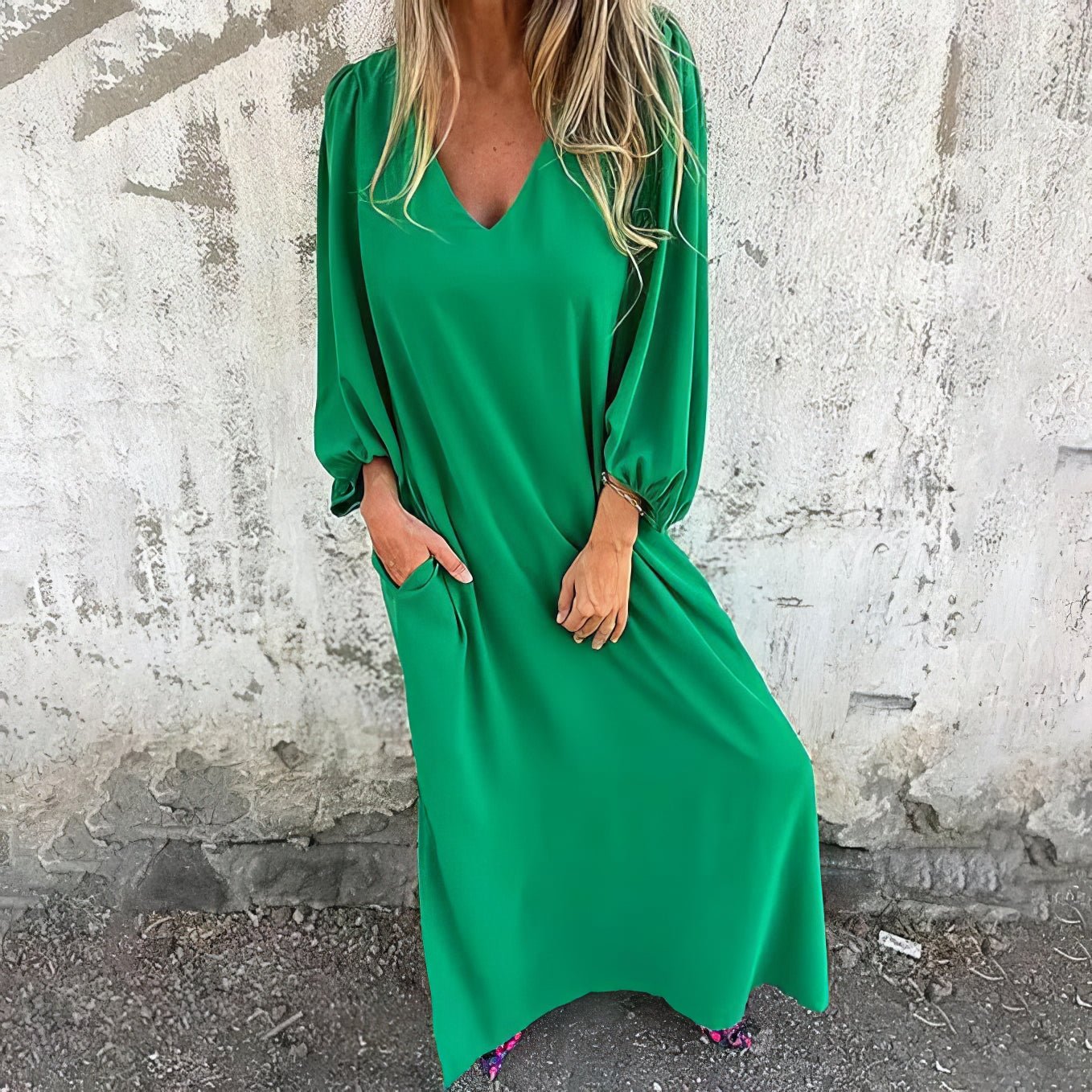 Flowing Maxi Dress with Pockets