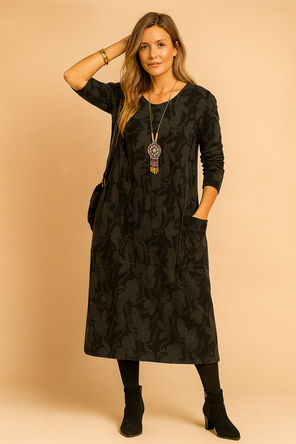 Leah - Elegantti talvimekko taskuilla