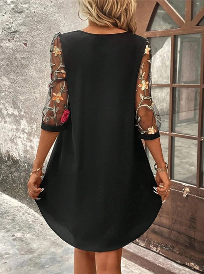 Robe d’Été Élégante Femme Manches Brodées Coupe Ample Tissu Léger Usage Quotidien
